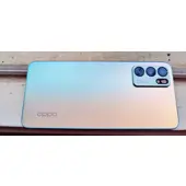 Oppo Reno6 5G: סמארטפון ביניים חתיך ומהיר לחובבי אייפון